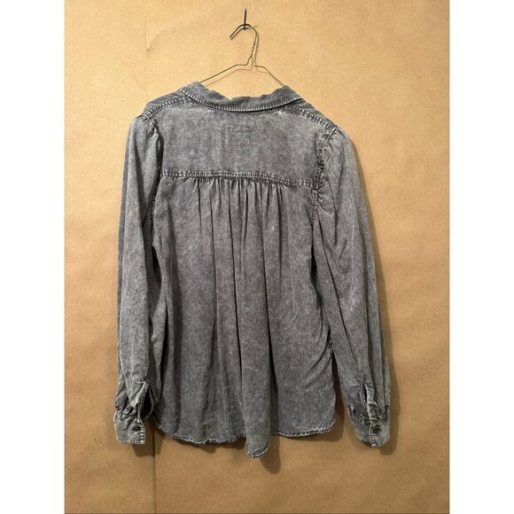 Rails Angelica Acid Wash Chambray Shirt - Picture 8 of 13